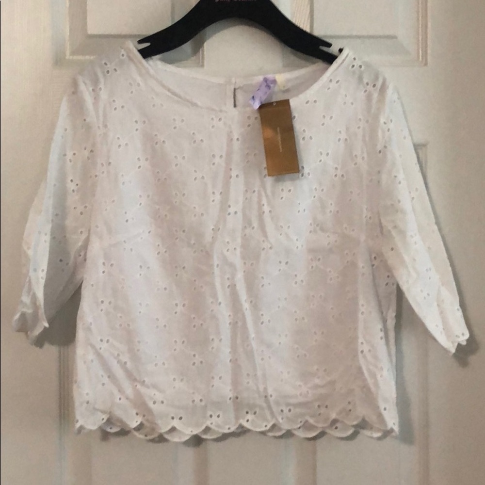 White crop top